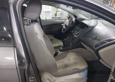 2014 Ford Focus Se z USA, uszkodzony, nr VIN 1FADP3F25EL413308